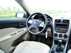 2013款 1.6L 手动 伙伴版