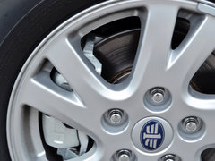 2013款 1.6L 手动 伙伴版