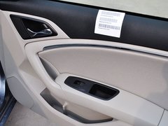 2014款 1.8T 自动 舒适型