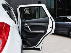 2014款 1.6L 手动 智炫型 5座