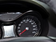 2014款 1.6L 手动 智尊型 5座