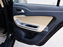 2014款 1.6L 自动 精英型