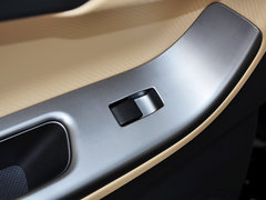 2014款 1.6L 自动 精英型