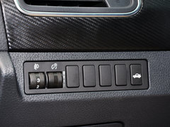2014款 1.6L 自动 精英型
