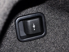 2014款 320i 运动设计套装