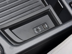 2014款 320i 运动设计套装