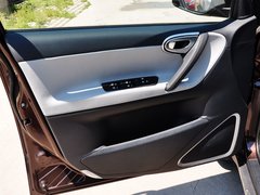 2014款 2.2T 自动 四驱智尊型 5座