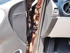 2014款 2.2T 自动 四驱智尊型 5座