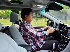 2014款 2.2T 自动 四驱旗舰型 5座