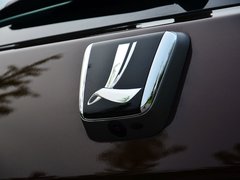 2014款 2.2T 自动 四驱旗舰型 5座