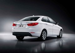 2014款 1.5L 手动 标准版