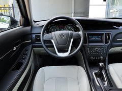 2014款 1.5L 手动 标准版