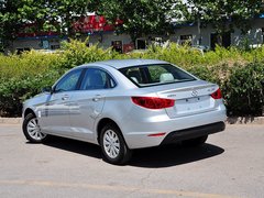 2014款 1.5L 手动 标准版