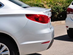 2014款 1.5L 手动 标准版