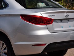 2014款 1.5L 手动 标准版