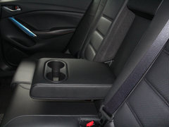 2014款 2.5L 自动 蓝天尊崇版