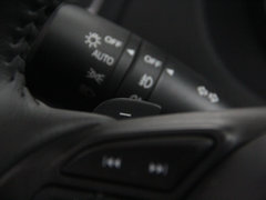 2014款 2.5L 自动 蓝天尊崇版