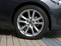2014款 2.5L 自动 蓝天尊崇版