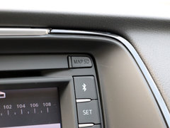 2014款 2.5L 自动 蓝天尊崇版