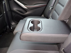 2014款 2.5L 自动 蓝天尊崇版
