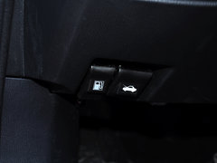 2014款 2.5L 自动 蓝天至尊版