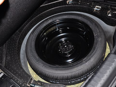 2014款 2.5L 自动 蓝天尊崇版