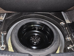 2014款 2.5L 自动 蓝天尊崇版