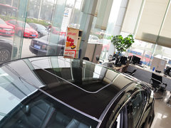 2014款 2.5L 自动 蓝天尊崇版