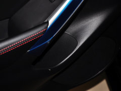 2014款 2.5L 自动 蓝天尊崇版