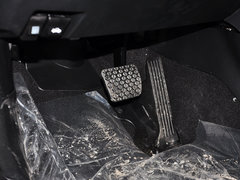 2014款 2.5L 自动 蓝天尊崇版