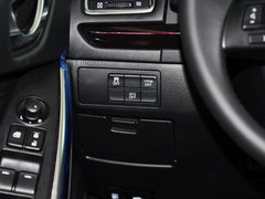 2014款 2.5L 自动 蓝天尊崇版