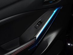 2014款 2.5L 自动 蓝天尊崇版