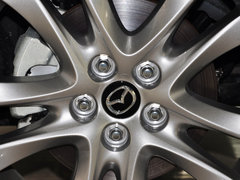 2014款 2.5L 自动 蓝天尊崇版