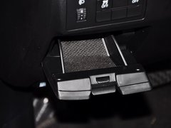 2014款 2.0L 自动 蓝天时尚型