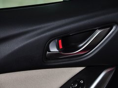 2014款 2.0L 自动 蓝天时尚型
