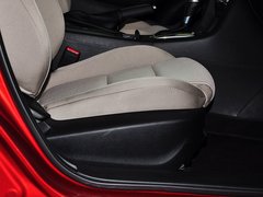 2014款 2.0L 自动 蓝天时尚型