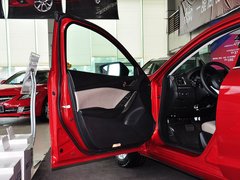 2014款 2.0L 自动 蓝天时尚型