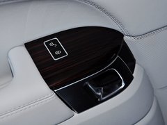 2014款 改款 3.0 V6 SC Vogue 5座