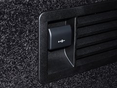 2014款 改款 3.0 V6 SC Vogue 5座