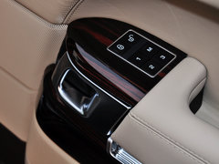 2014款 3.0 V6 SC Vogue SE 创世加长版 5座