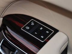 2014款 3.0 V6 SC Vogue SE 创世加长版 5座