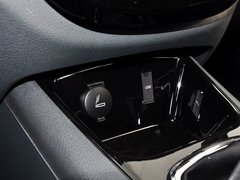 2014款 1.5L 手动 舒适型 5座