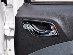 2014款 1.5L 手动 舒适型 5座