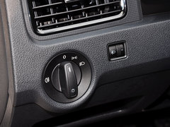 2014款 1.6L 手动 乐享版