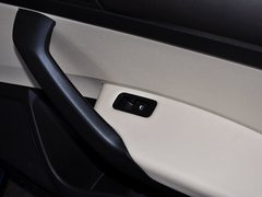 2014款 1.6L 自动 致享版