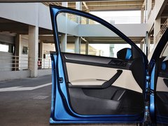 2014款 1.6L 自动 致享版