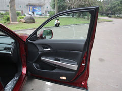 2014款 2.4L 自动 豪华导航版