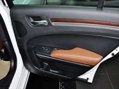 2014款 3.0L 自动 卓越版