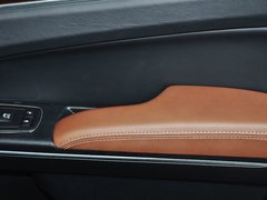 2014款 3.0L 自动 卓越版