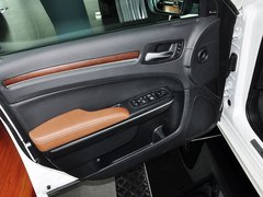 2014款 3.0L 自动 卓越版